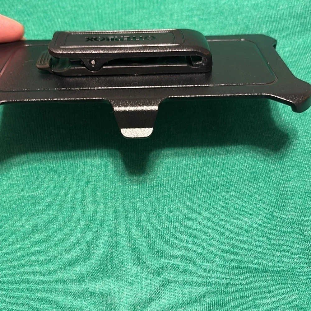 Brand New OtterBox Defender Belt Clip Holster for Apple IPhone 15.